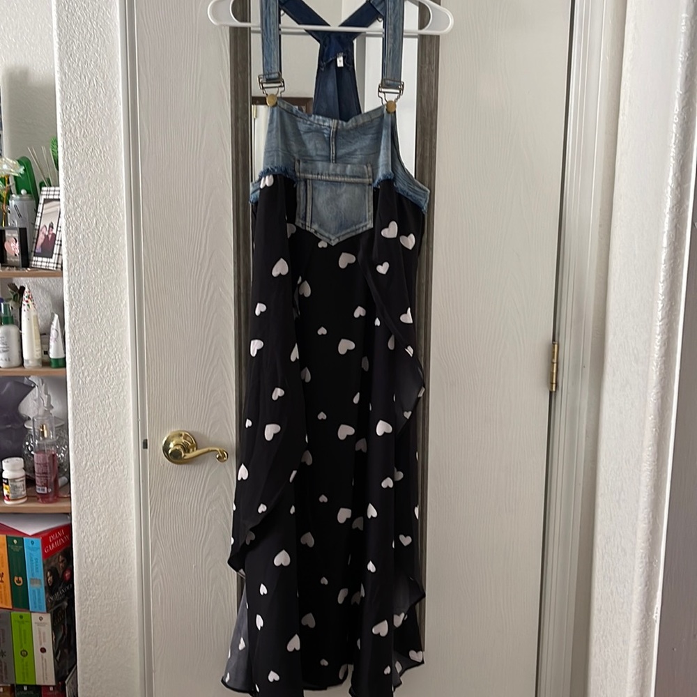 Overall topped jumper